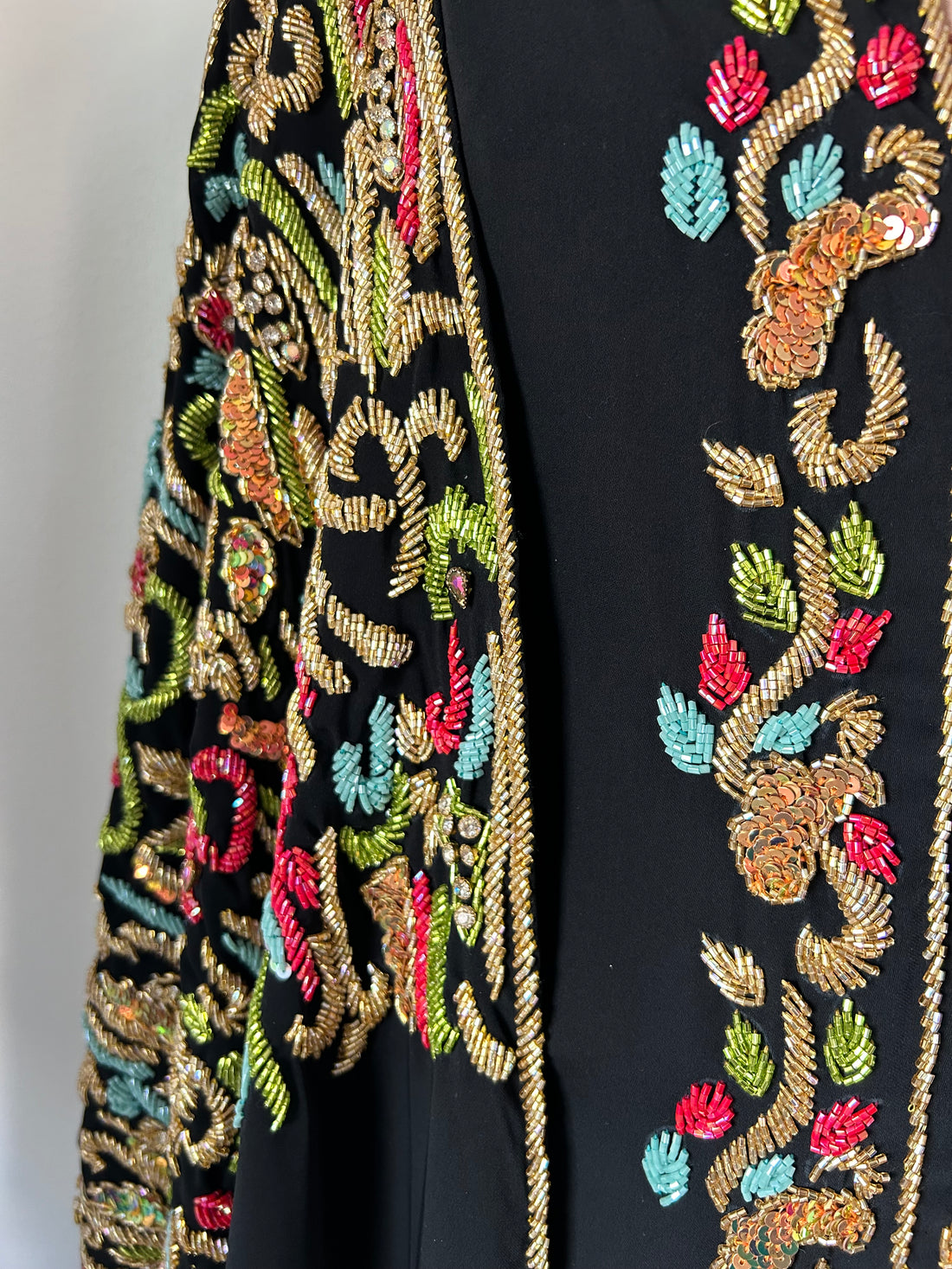 details of our moroccan caftan